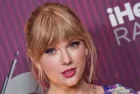 Taylor Swift at the iHeart Radio Music Awards 2019 on March 14^ 2019 in Los Angeles^ CA