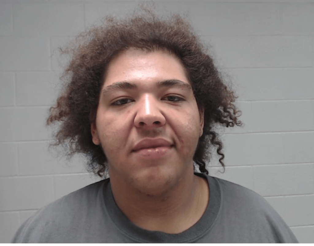 Kan. man accused of domestic battery for violating protection order - Vimarsana News
