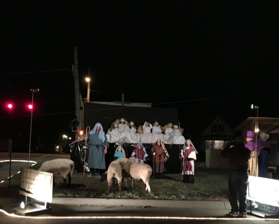 Wyatt Park Christian Church brings its live nativity back for 31st year - Vimarsana News
