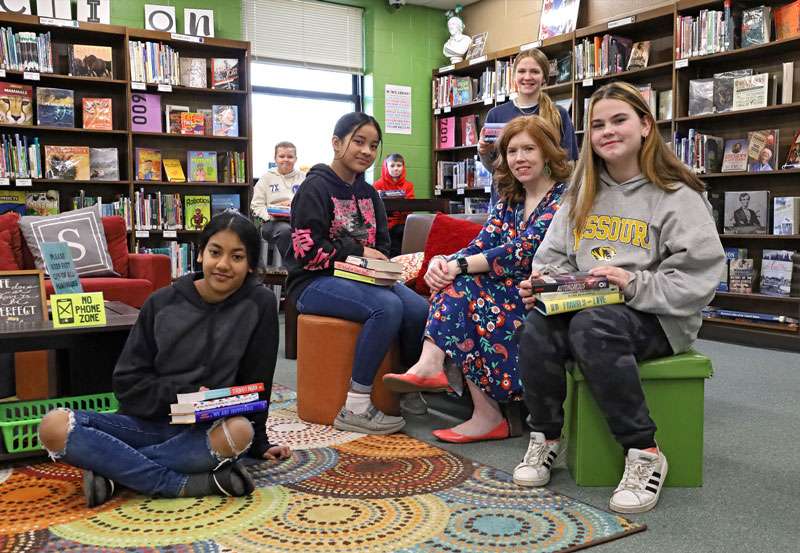 St. Joseph school librarian named finalist for national award - Vimarsana News