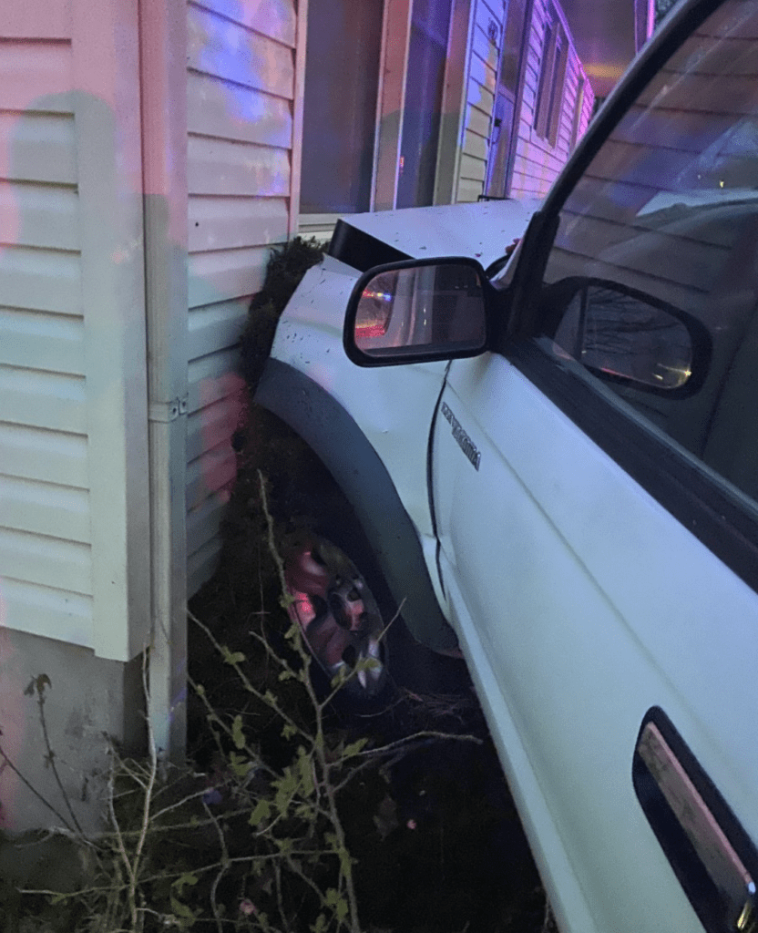 Kansas man hospitalized after pickup crash into home - Vimarsana News