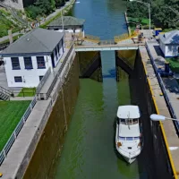 shutterstock_1301034706296255