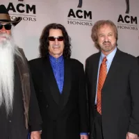 shutterstock_91168964676567