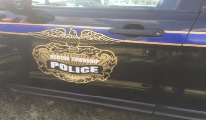 Man Robs Benton Township Chicken Coop At Gunpoint Newstalk 949 Wsjm