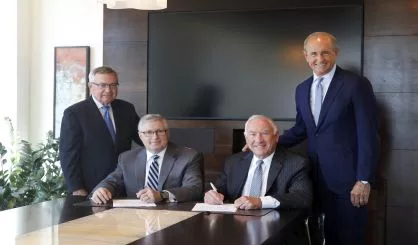 lakelandspectrumhealth-signing