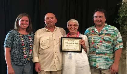 mendel-volunteers-of-the-year-becker-2017-18-071118