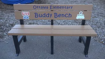 ottawa-buddy-bench-00_00_37_24-still001