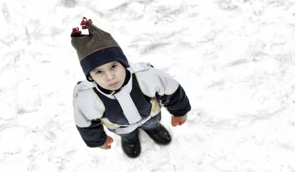 angry-kid-on-snow