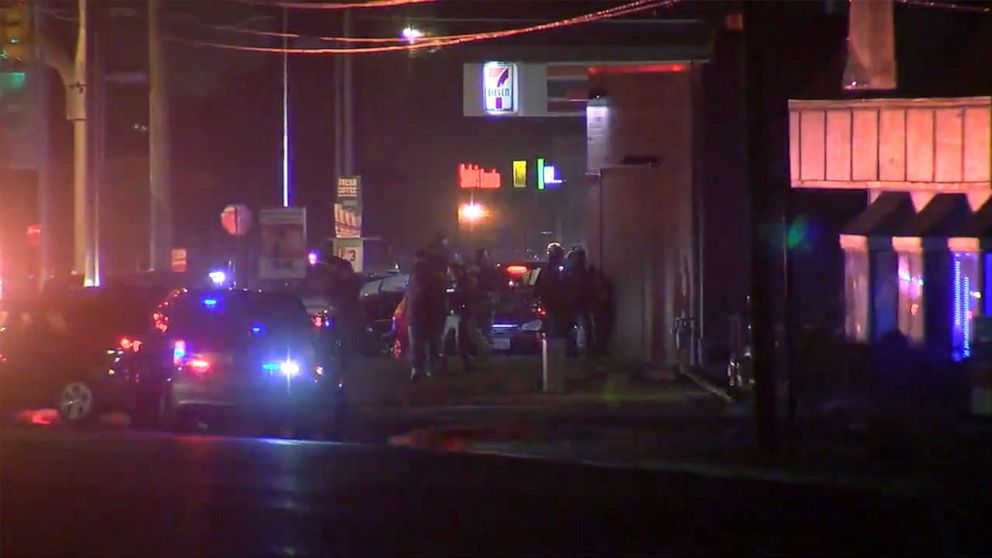 2 Utah police officers shot by rape, robbery suspect: Authorities - Vimarsana News