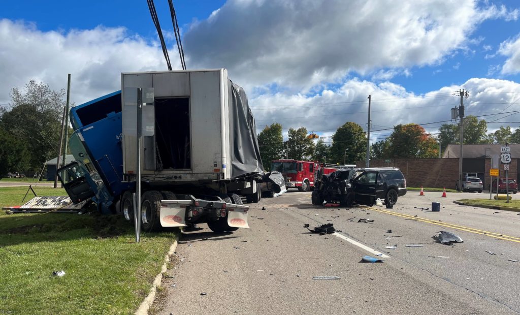 Two hospitalized after SUV pulls in front of semi truck in Cass County - Vimarsana News