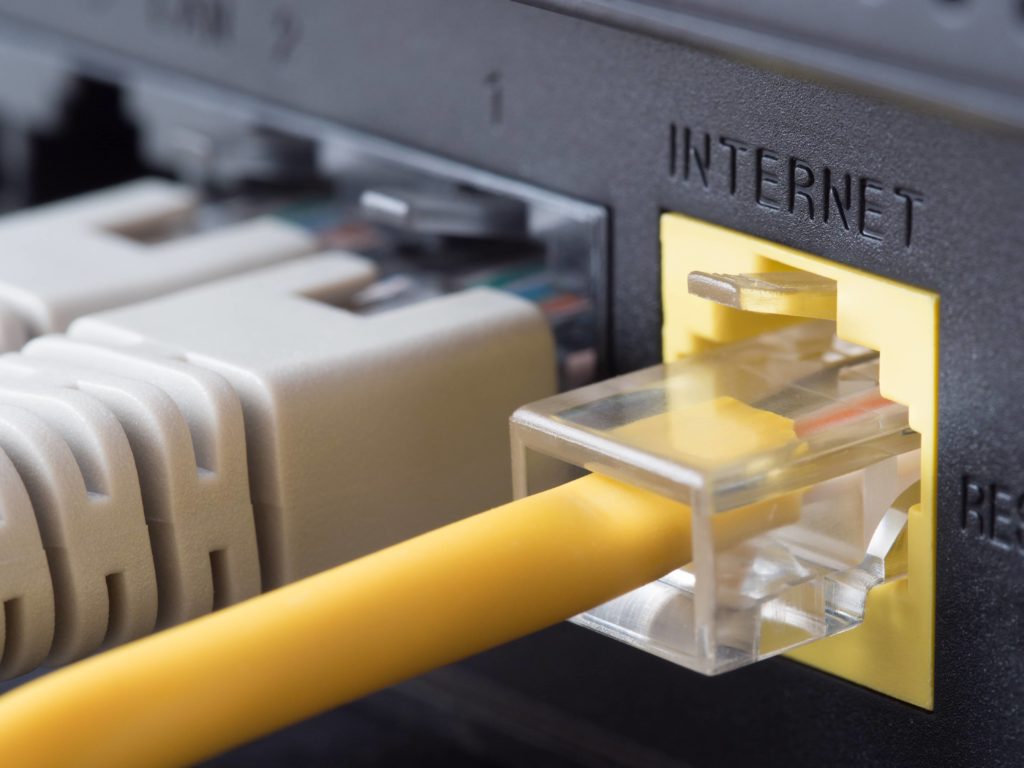 Partnership Connects Struggling Michigan Families with Low-Cost Broadband - Vimarsana News
