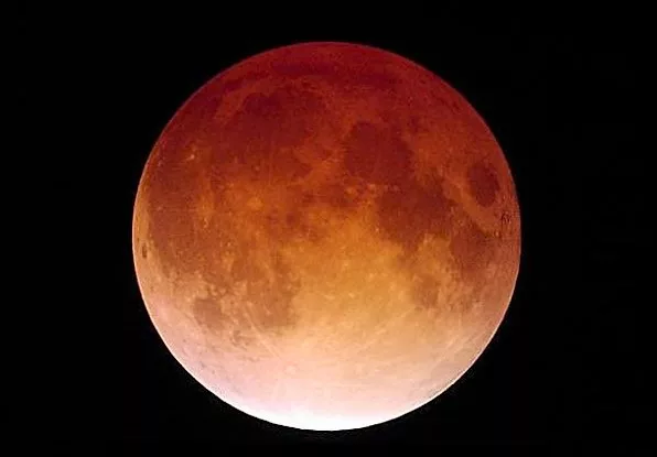 eclipse-moon-nov-2003