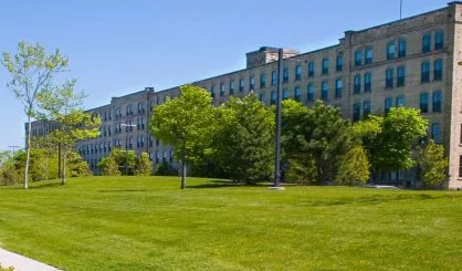 abonmarchegrandrapids_boardwalkbuilding