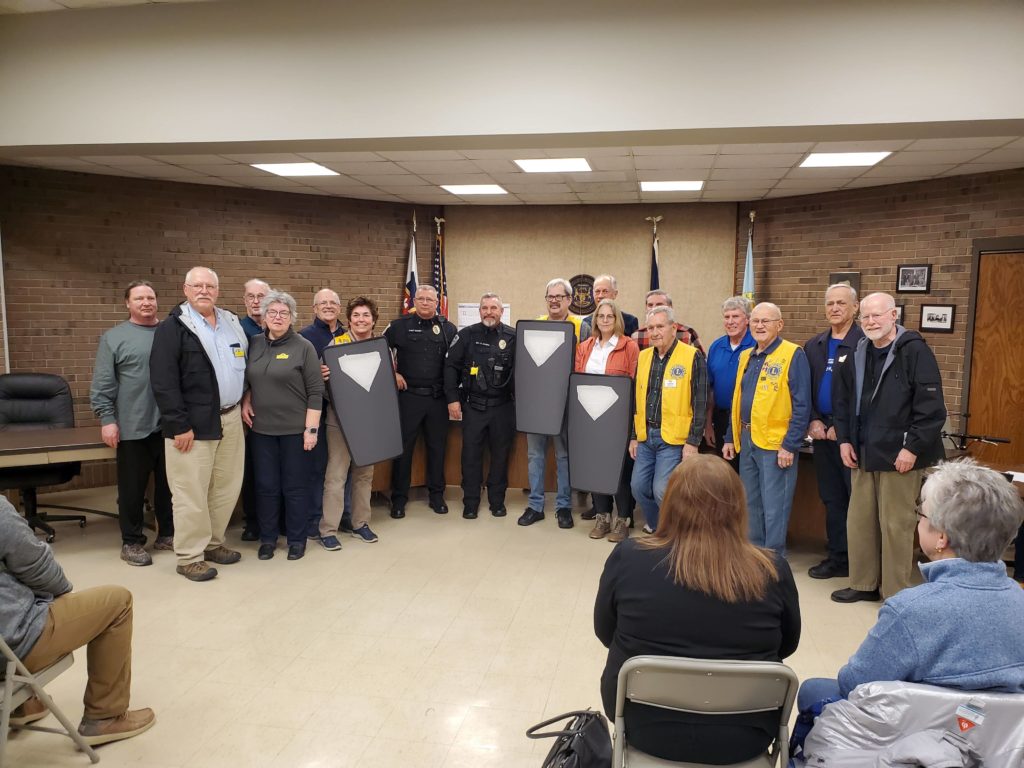 Lions Club donates ballistic shields to Lincoln Township Police Department - Vimarsana News