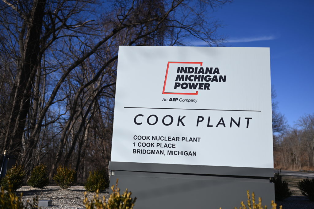Cook Nuclear chief talks about "why nuclear" | News/Talk/Sports 94.9 WSJM - Vimarsana News