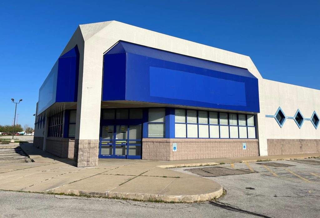 Former Rite Aid to become retail space; 'You probably know' one interested party - Vimarsana News