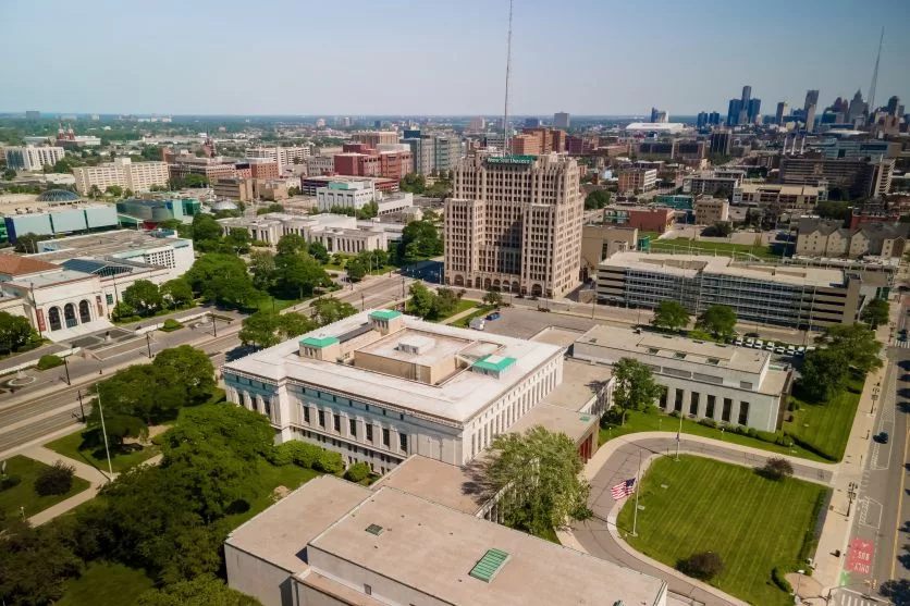 wayne-state-university-welcome-center-wsu-is-a-public-research