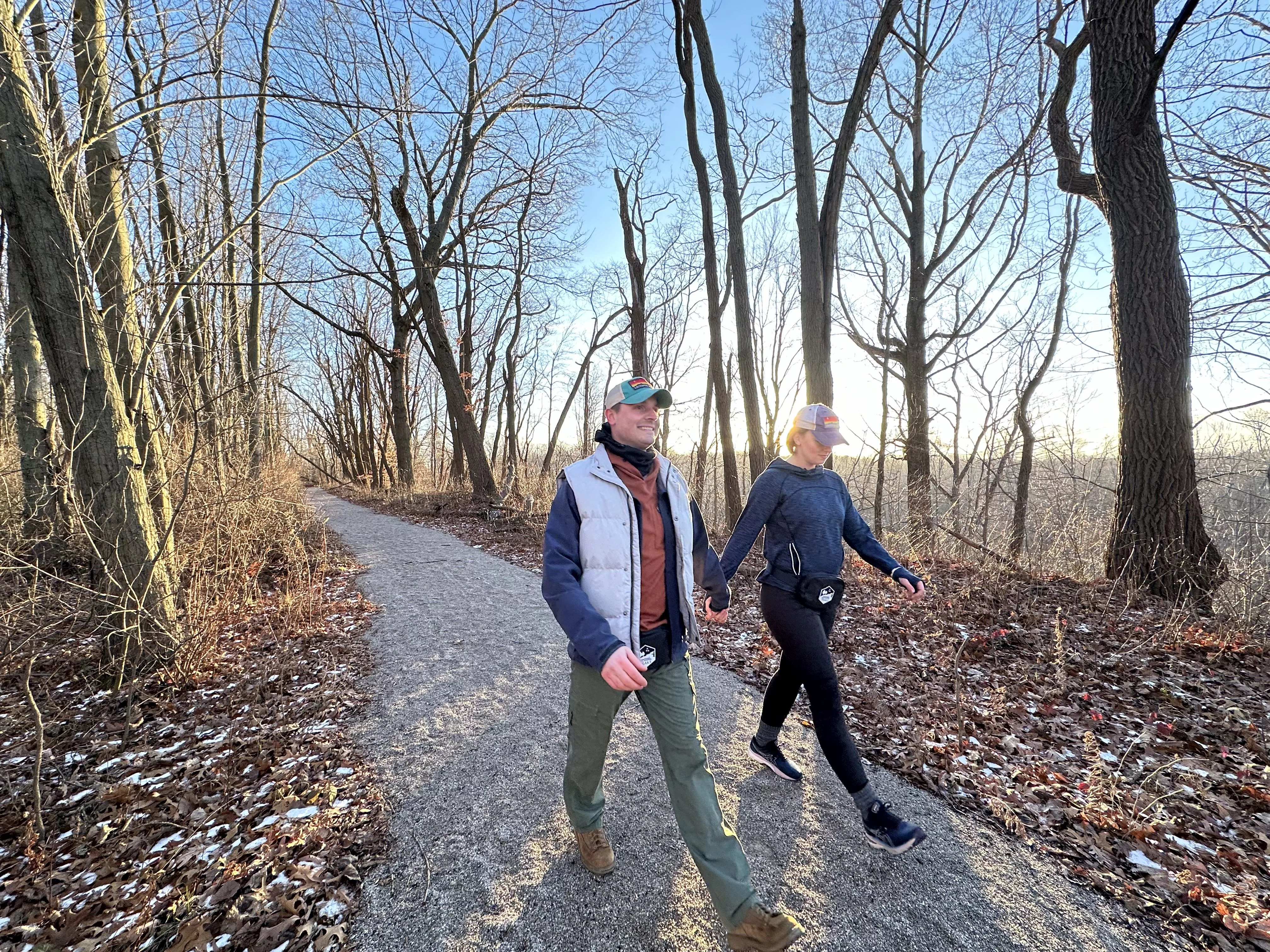 couple-hiking-sarrett