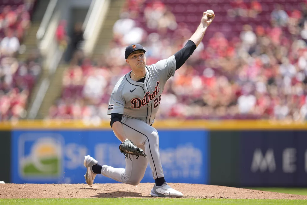 tigers-reds-baseball