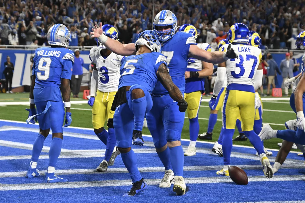 rams-lions-football