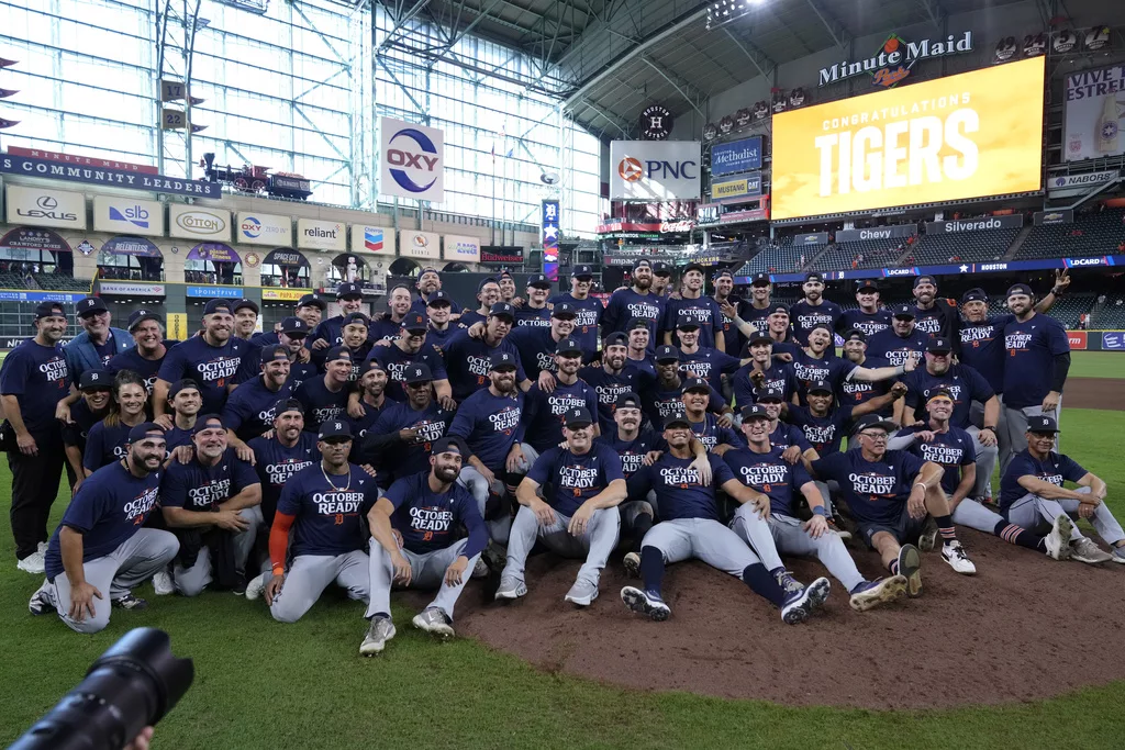 tigers-astros-baseball-3