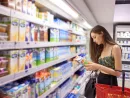 young-woman-shopping