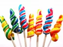 sticks-of-twisted-multicoloured-candy