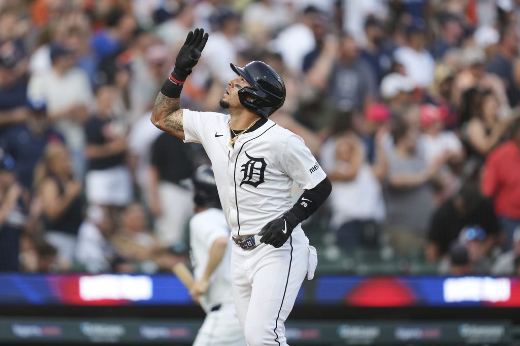 Wednesday Sports – Báez has two home runs in Tigers win over Pirates