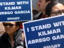 getty_kilmarabregogarciasigns_070725395030