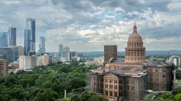 getty_texascapitol_080525536985