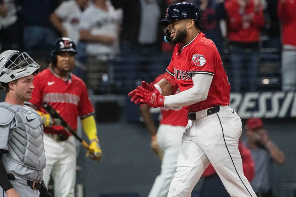 tigers-guardians-baseball-3