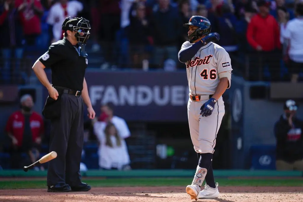tigers-guardians-baseball-5