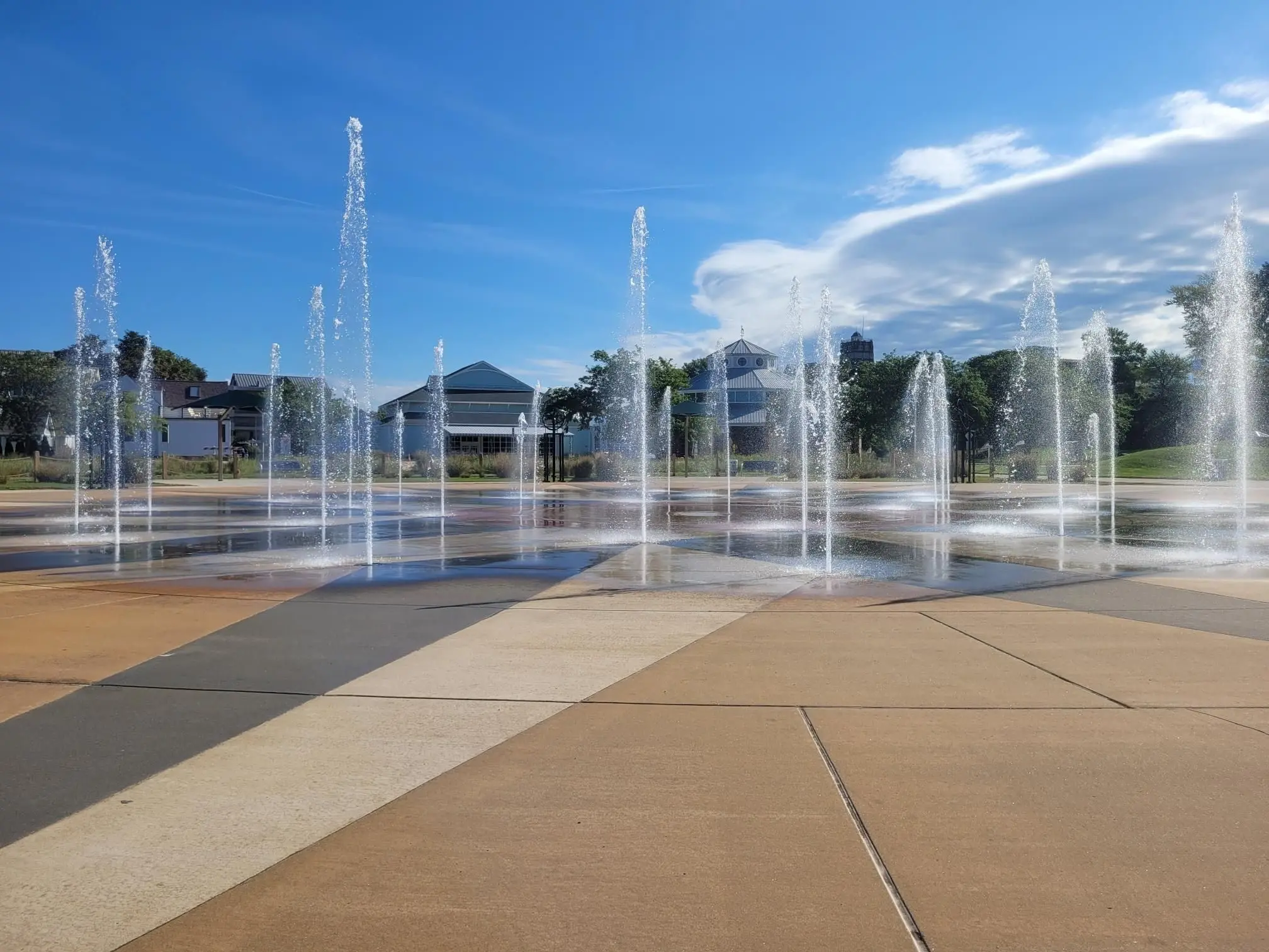 whirlpool-compass-fountain