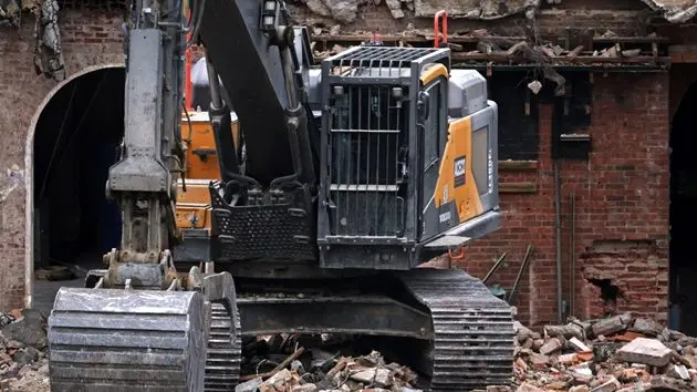 g_whitehousedemolition_103025992115