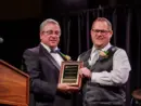 dr-morris-receives-outstanding-physician-award