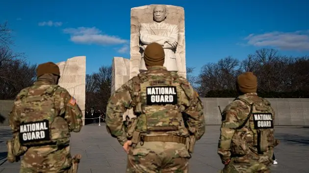 getty_nationalguard_012926243890