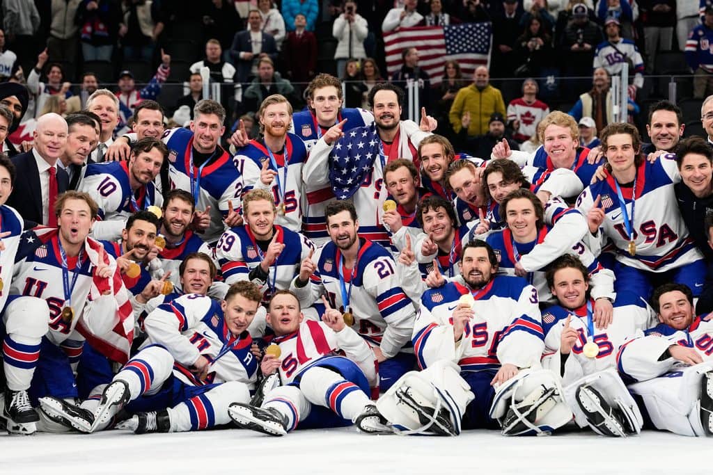 USA wins hockey gold with 2-1 win over Canada