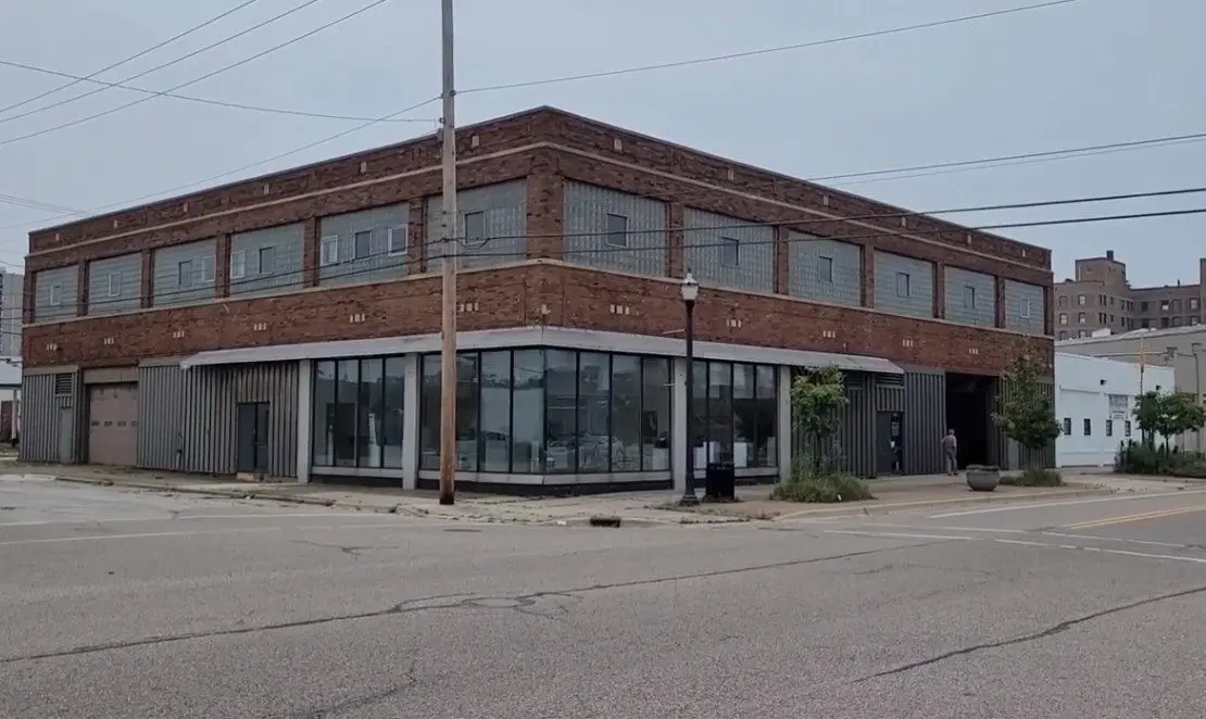 richard-hunt-studio-2