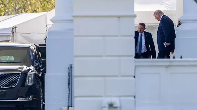 g_trump_040126655782