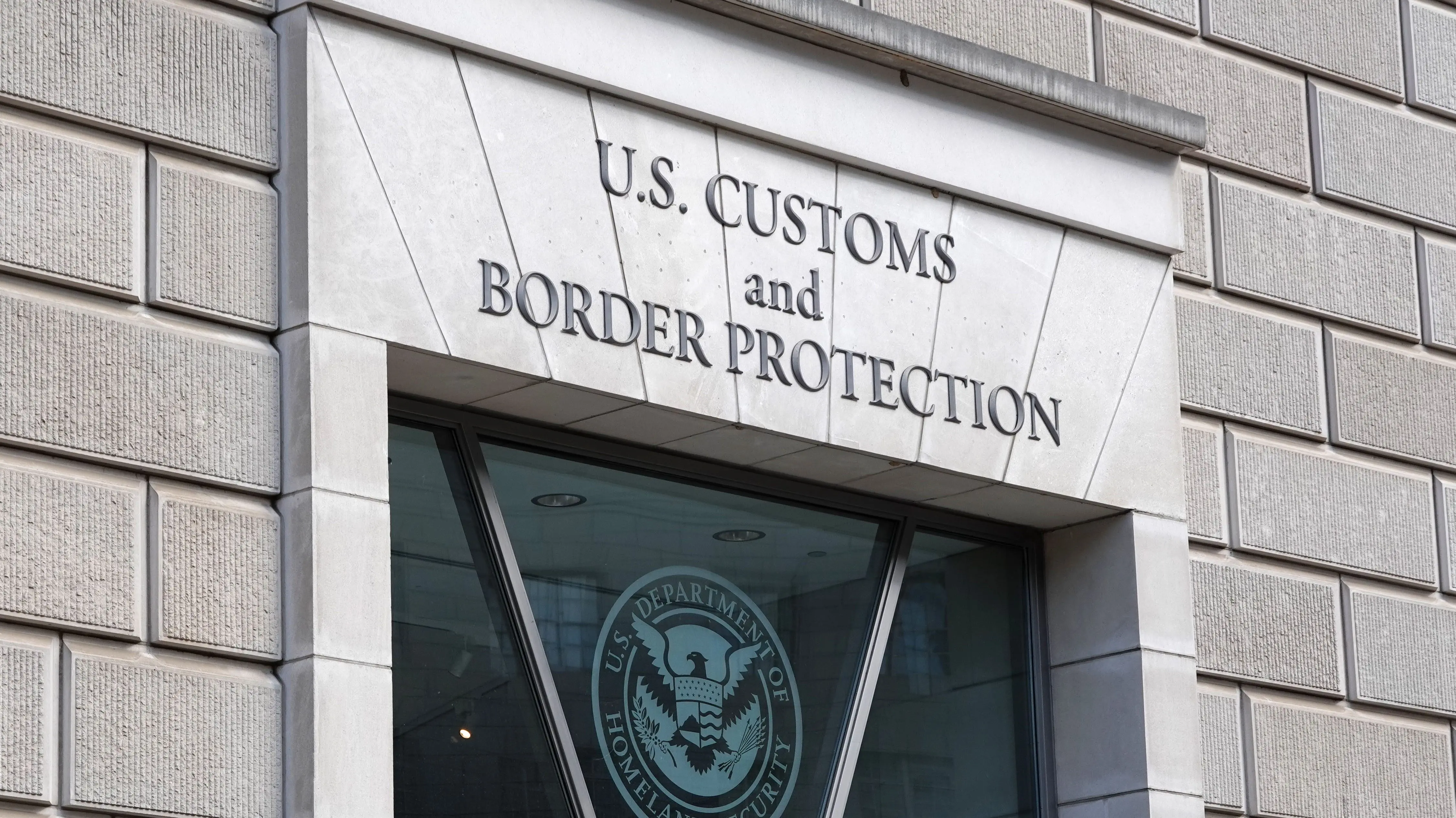 getty_us20customs20and20border20protection20headquarters_040326774604