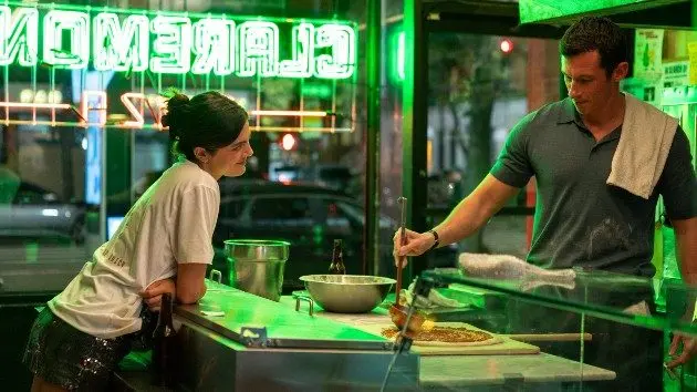 e_onenightonly_042926991