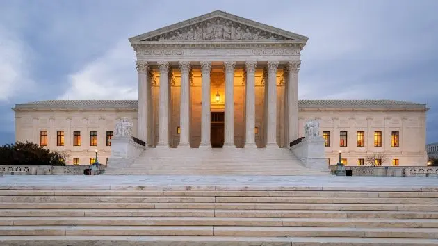 gettyrf_supremecourt_060326702332