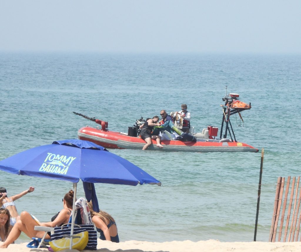SHAES rescues parasailor in distress | News/Talk/Sports 94.9 WSJM