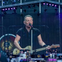 shutterstock_2310524035819418