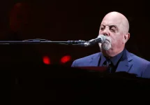 Billy Joel performs in concert at Madison Square Garden on November 21^ 2016 in New York City.