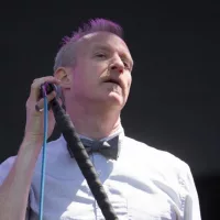 Chris Barron leads the Spin Doctors at BottleRock Music Festival. Napa^ CAUSA: 6-1-14