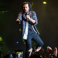 Leigh Kakaty Lead Singer from Pop Evil^ Live at Manchester Academy Uk^ 5th November 2016