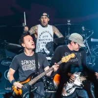 Blink-182 at Mohegan Sun Casino Uncasville^ Connecticut - September 8 2013