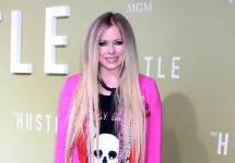 Avril Lavigne at "The Hustle" Premiere at the ArcLight Hollywood on May 8^ 2019 in Los Angeles^ CA
