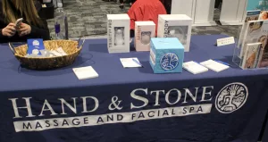 handstone_booth